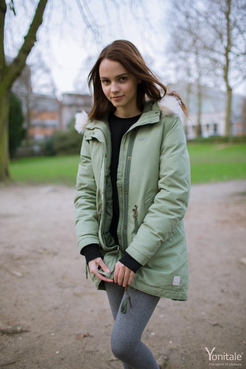 Мила, 21